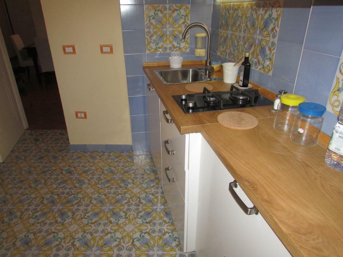 Appartement Salerno Domus Claudia Extérieur photo