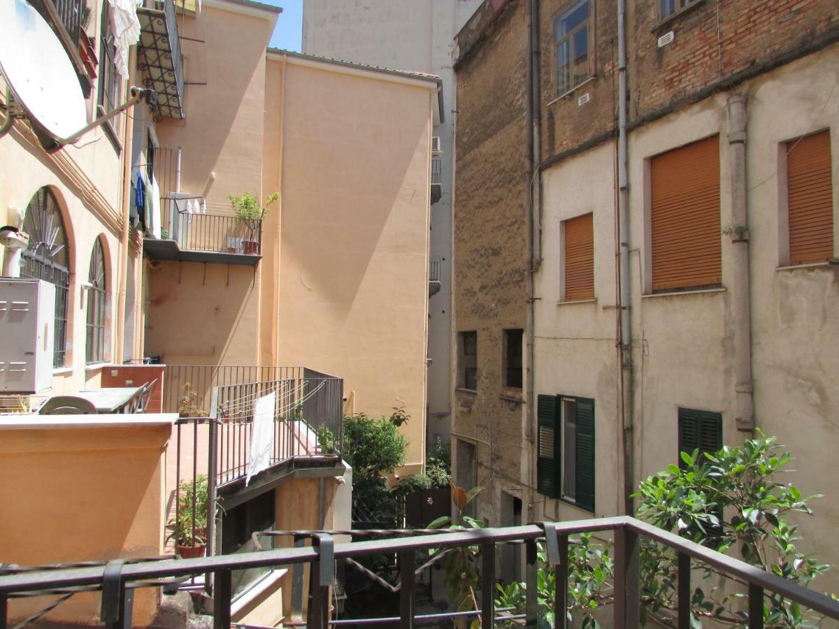 Appartement Salerno Domus Claudia Extérieur photo