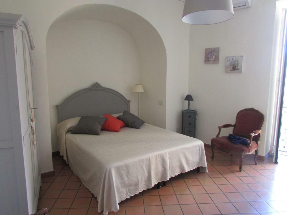 Appartement Salerno Domus Claudia Extérieur photo